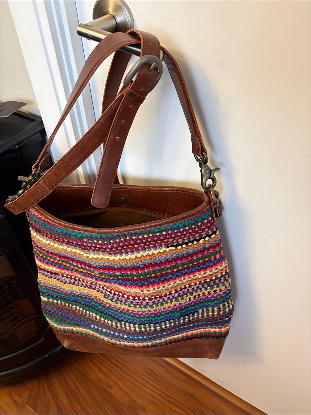 Large Jute And Cotton Multicolor Crochet Shoulder Bag with Brown Leather Trim - Picture 3 of 14
